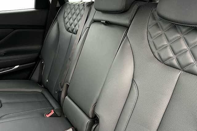 Hyundai Santa Fe 1.6 H T Gdi Premium Suv 5dr Petrol Hybrid Auto Euro 6 (s/s) (230 Ps)