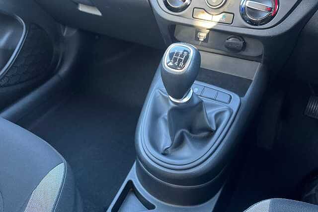 Hyundai I10 1.2 Se Connect Hatchback 5dr Petrol Manual Euro 6 (s/s) (84 Ps)