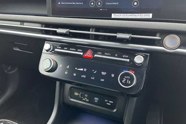 Hyundai TUCSON 1.6 T Gdi Premium Suv 5dr Petrol Hybrid Auto Euro 6 (s/s) (215 Ps) Shimmering Silver