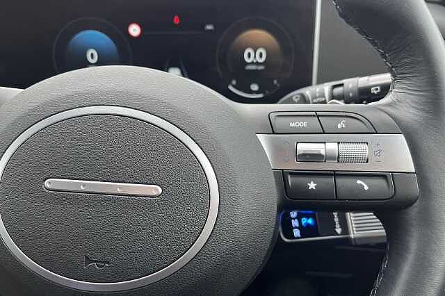 Hyundai TUCSON 1.6 T Gdi Premium Suv 5dr Petrol Hybrid Auto Euro 6 (s/s) (215 Ps) Shimmering Silver