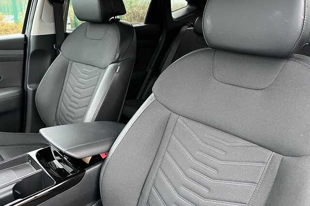 Hyundai TUCSON 1.6 T Gdi 13.8kwh Premium Suv 5dr Petrol Plug In Hybrid Auto 4wd Euro 6 (s/s) (2 Ecotronic Grey