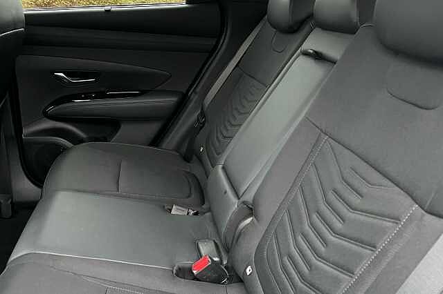Hyundai TUCSON 1.6 T Gdi 13.8kwh Premium Suv 5dr Petrol Plug In Hybrid Auto 4wd Euro 6 (s/s) (2 Ecotronic Grey