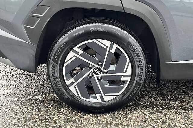 Hyundai TUCSON 1.6 T Gdi 13.8kwh Premium Suv 5dr Petrol Plug In Hybrid Auto 4wd Euro 6 (s/s) (2 Ecotronic Grey