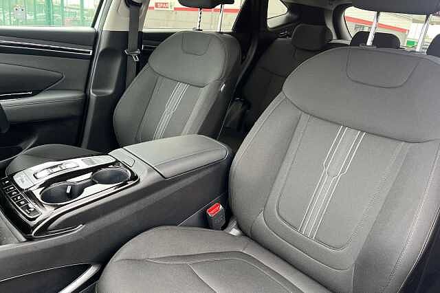 Hyundai Tucson 1.6 H T Gdi Premium Suv 5dr Petrol Hybrid Auto Euro 6 (s/s) (230 Ps)