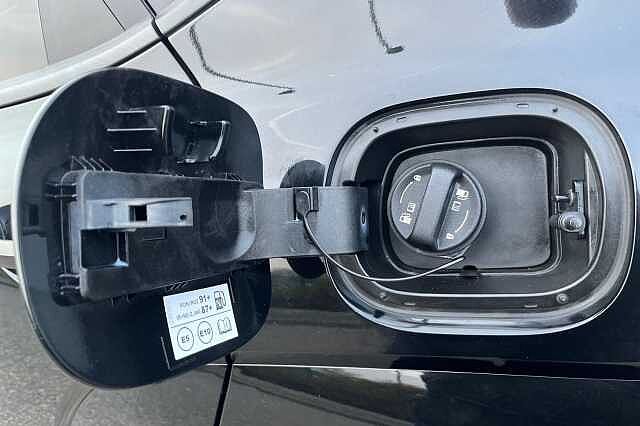 Hyundai KONA 1.6 H Gdi N Line Suv 5dr Petrol Hybrid Dct Euro 6 (s/s) (141 Ps) Abyss Black