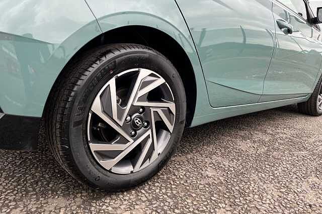 Hyundai I20 1.0 T Gdi Advance Hatchback 5dr Petrol Manual Euro 6 (s/s) (100 Ps) Mangrove Green
