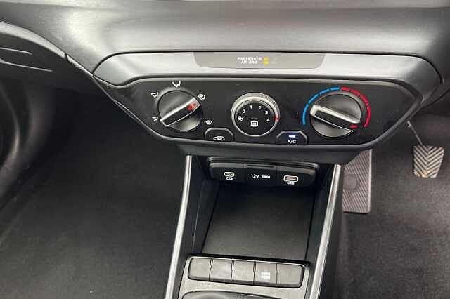 Hyundai I20 1.0 T Gdi Advance Hatchback 5dr Petrol Manual Euro 6 (s/s) (100 Ps) Mangrove Green