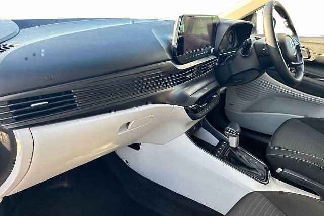 Hyundai I20 1.0 T Gdi Mhev Ultimate Hatchback 5dr Petrol Hybrid Dct Euro 6 (s/s) (100 Ps) Atlas White/Black