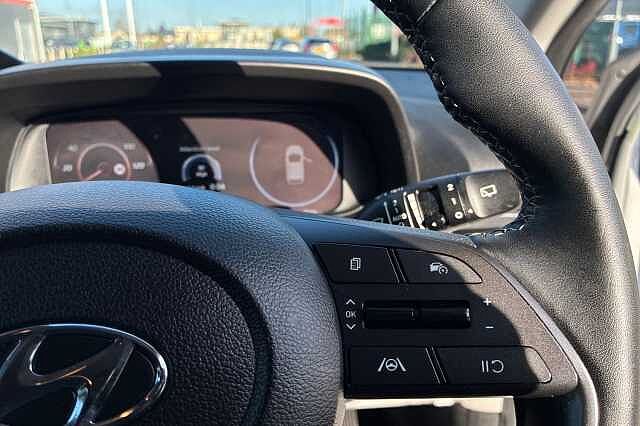 Hyundai I20 1.0 T Gdi Mhev Ultimate Hatchback 5dr Petrol Hybrid Dct Euro 6 (s/s) (100 Ps) Atlas White/Black