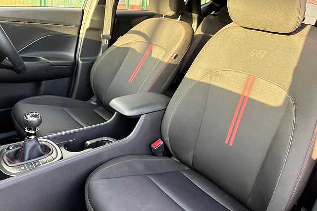 Hyundai KONA 1.6 T Gdi N Line Suv 5dr Petrol Manual Euro 6 (s/s) (138 Ps) Abyss Black