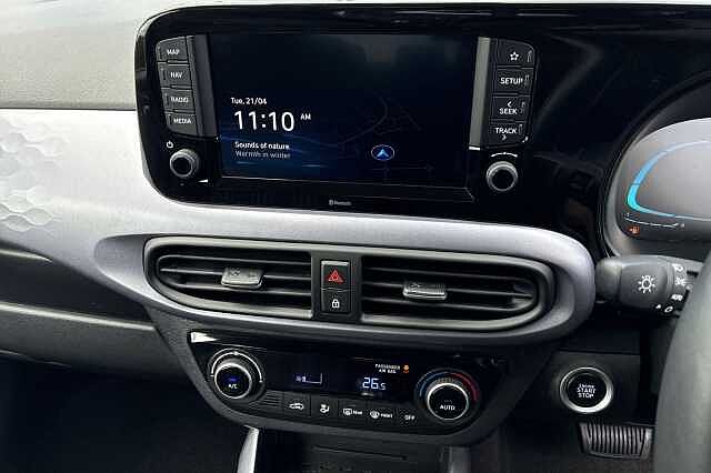 Hyundai I10 1.0 Premium Hatchback 5dr Petrol Auto Euro 6 (s/s) (63 Ps) Atlas White