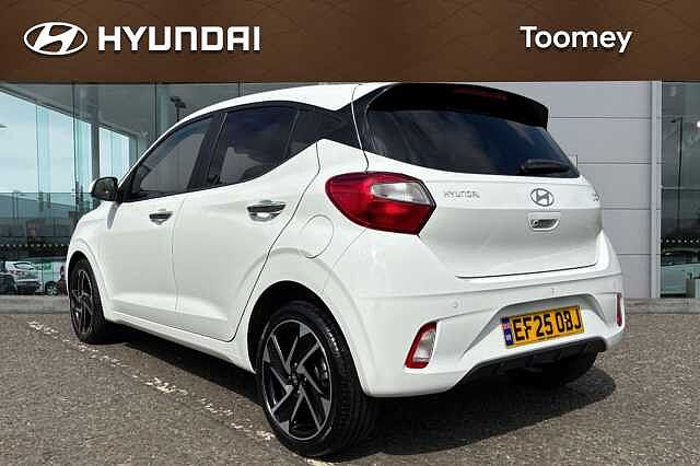 Hyundai I10 1.0 Premium Hatchback 5dr Petrol Auto Euro 6 (s/s) (63 Ps) Atlas White