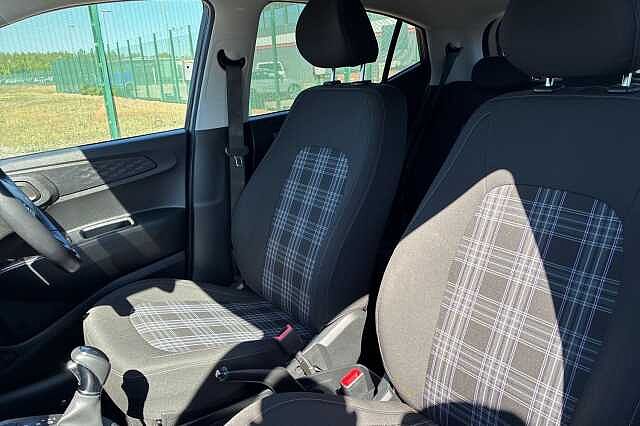 Hyundai I10 1.0 Premium Hatchback 5dr Petrol Auto Euro 6 (s/s) (63 Ps)