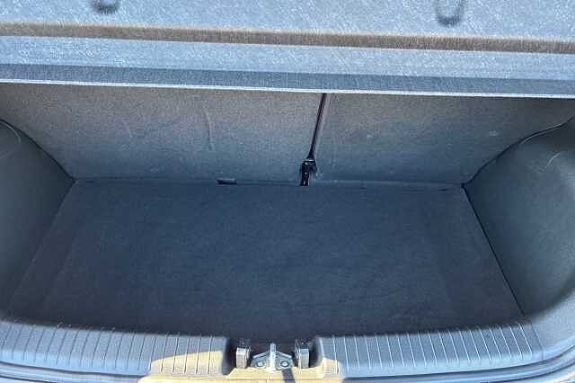 Hyundai I10 1.0 Premium Hatchback 5dr Petrol Auto Euro 6 (s/s) (63 Ps)