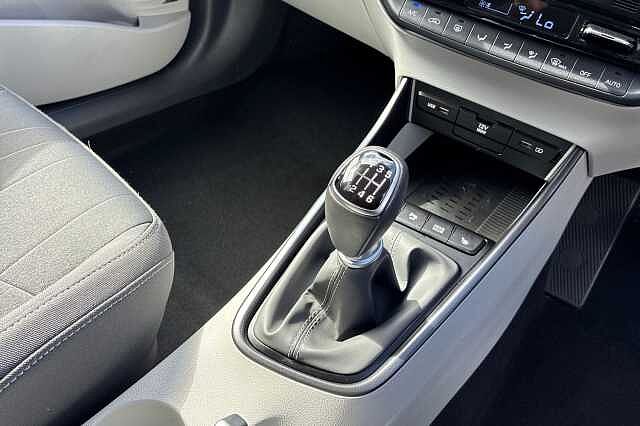 Hyundai Bayon 1.0 T Gdi Mhev Ultimate Suv 5dr Petrol Hybrid Manual Euro 6 (s/s) (100 Ps)