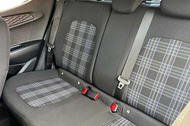 Hyundai I10 1.0 Premium Hatchback 5dr Petrol Auto Euro 6 (s/s) (67 Ps) Grey