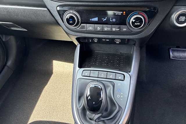Hyundai I10 1.2 Premium Hatchback 5dr Petrol Auto Euro 6 (s/s) (79 Ps) Phantom Black