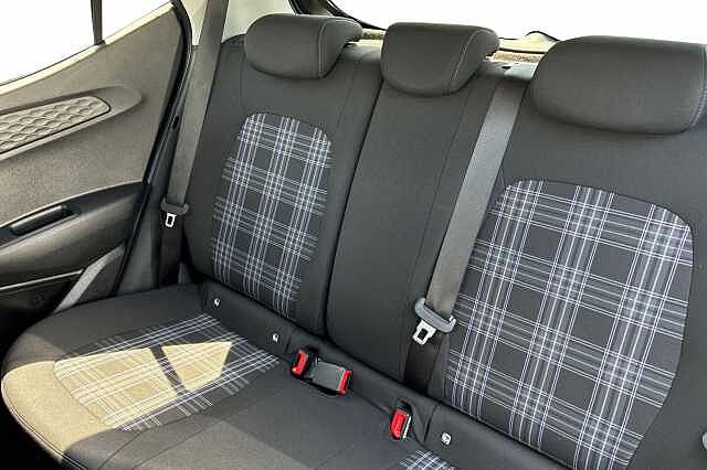 Hyundai I10 1.2 Premium Hatchback 5dr Petrol Auto Euro 6 (s/s) (79 Ps) Phantom Black