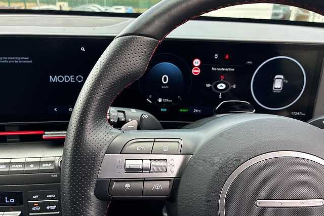 Hyundai KONA 1.6 H Gdi N Line Suv 5dr Petrol Hybrid Dct Euro 6 (s/s) (129 Ps) Abyss Black