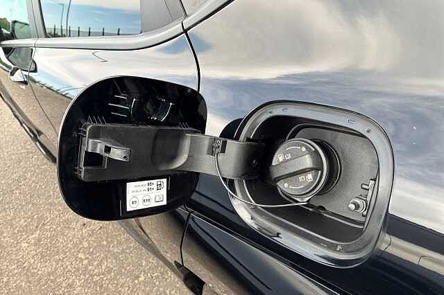Hyundai KONA 1.6 H Gdi N Line Suv 5dr Petrol Hybrid Dct Euro 6 (s/s) (129 Ps) Abyss Black