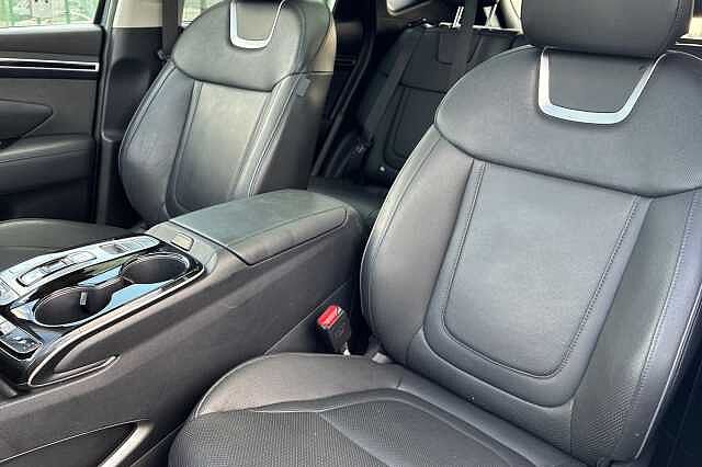 Hyundai Tucson 1.6 T Gdi 13.8kwh Ultimate Suv 5dr Petrol Plug In Hybrid Auto 4wd Euro 6 (s/s) (