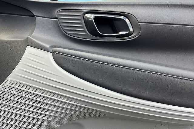 Hyundai Bayon 1.0 T Gdi Mhev Ultimate Suv 5dr Petrol Hybrid Dct Euro 6 (s/s) (120 Ps)