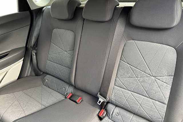 Hyundai Bayon 1.0 T Gdi Mhev Ultimate Suv 5dr Petrol Hybrid Dct Euro 6 (s/s) (120 Ps)