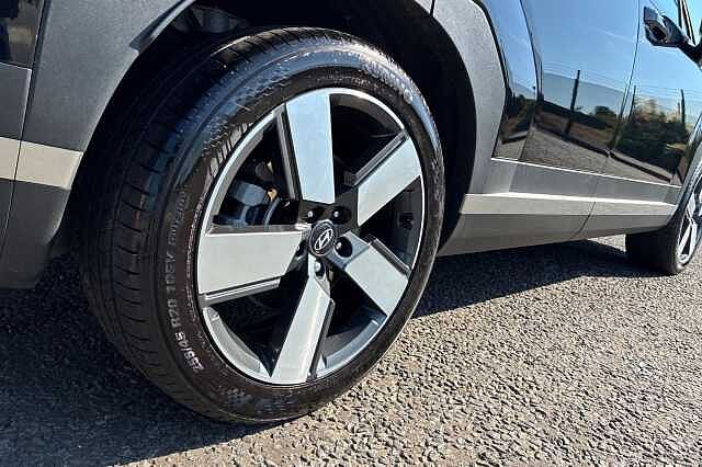Hyundai Santa Fe 1.6 H T Gdi Ultimate Suv 5dr Petrol Hybrid Auto Euro 6 (s/s) (7seat) (215 Ps)