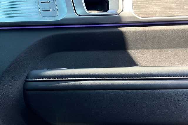 Hyundai Santa Fe 1.6 H T Gdi Ultimate Suv 5dr Petrol Hybrid Auto Euro 6 (s/s) (7seat) (215 Ps)