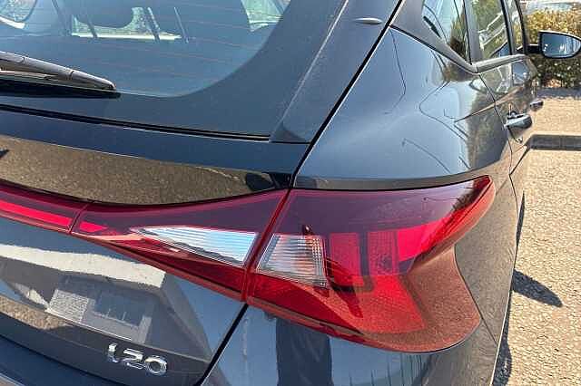 Hyundai I20 1.0 T Gdi Mhev Se Connect Hatchback 5dr Petrol Hybrid Dct Euro 6 (s/s) (100 Ps)