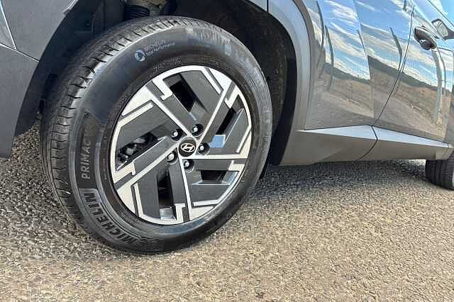 Hyundai Tucson 1.6 T Gdi 13.8kwh Premium Suv 5dr Petrol Plug In Hybrid Auto 4wd Euro 6 (s/s) (2