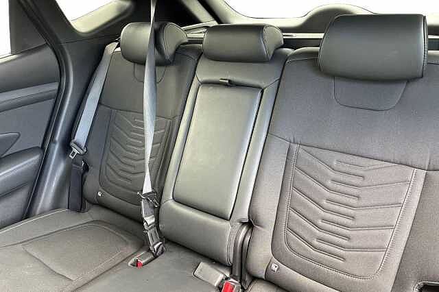 Hyundai Tucson 1.6 T Gdi 13.8kwh Premium Suv 5dr Petrol Plug In Hybrid Auto 4wd Euro 6 (s/s) (2