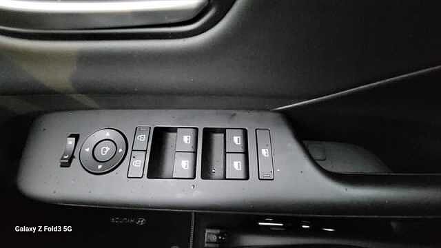 Hyundai KONA 65.4kWh Ultimate SUV 5dr Electric Auto (218 ps)