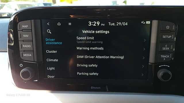 Hyundai i10 1.0 Premium Hatchback 5dr Petrol Auto Euro 6 (s/s) (63 ps)