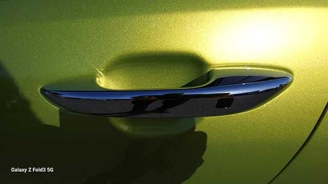 Hyundai i10 1.0 Premium Hatchback 5dr Petrol Auto Euro 6 (s/s) (63 ps)