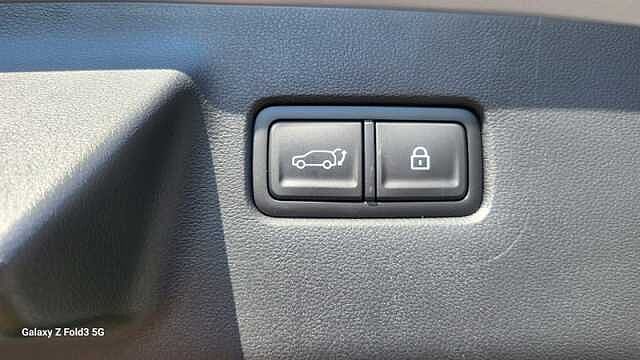 Hyundai Santa Fe 1.6 h T-GDi Premium SUV 5dr Petrol Hybrid Auto 4WD Euro 6 (s/s) (215 ps)