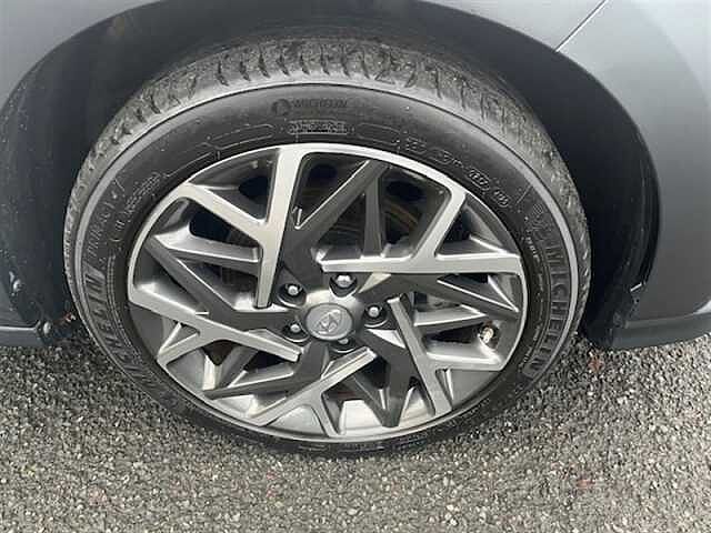 Hyundai KONA 1.6 h-GDi Ultimate SUV 5dr Petrol Hybrid DCT Euro 6 (s/s) (141 ps)