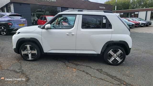 Hyundai INSTER Long Range 49kWh 02 SUV 5dr Electric Auto (115 ps) White