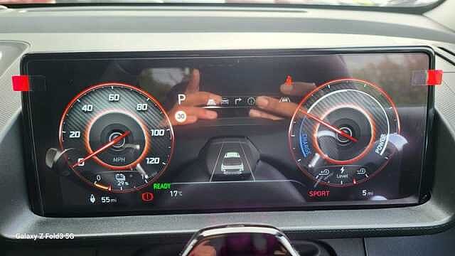 Hyundai INSTER Long Range 49kWh 02 SUV 5dr Electric Auto (115 ps) White