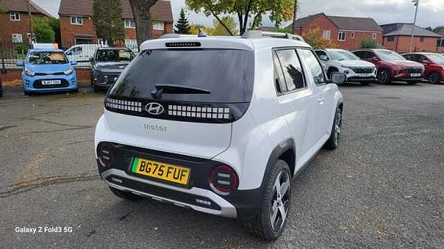 Hyundai INSTER Long Range 49kWh 02 SUV 5dr Electric Auto (115 ps) White
