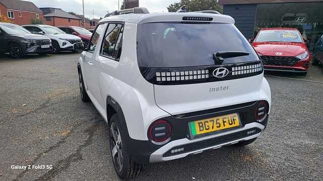 Hyundai INSTER Long Range 49kWh 02 SUV 5dr Electric Auto (115 ps) White
