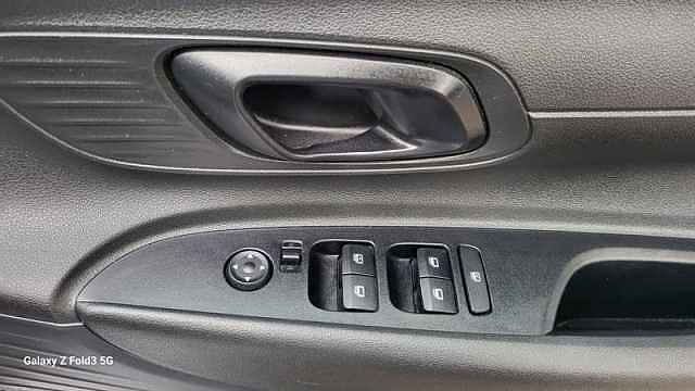 Hyundai i20 1.0 T-GDi MHEV SE Connect Hatchback 5dr Petrol Hybrid DCT Euro 6 (s/s) (100 ps)