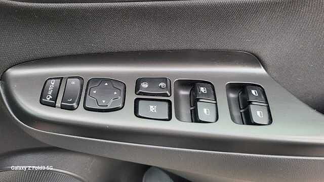 Hyundai KONA 1.6 h-GDi Premium SUV 5dr Petrol Hybrid DCT Euro 6 (s/s) (141 ps) Grey