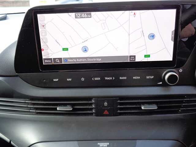 Hyundai BAYON 1.0 T-GDi MHEV Premium SUV 5dr Petrol Hybrid DCT Euro 6 (s/s) (100 ps) White