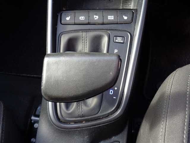 Hyundai BAYON 1.0 T-GDi MHEV Premium SUV 5dr Petrol Hybrid DCT Euro 6 (s/s) (100 ps) White