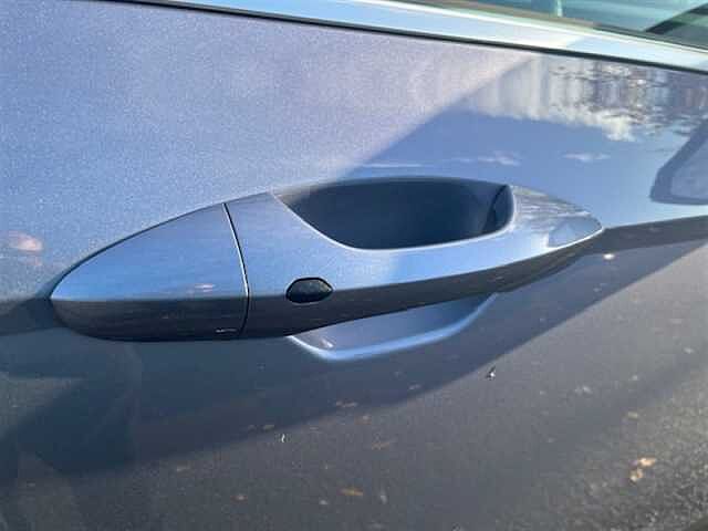 Hyundai KONA 1.6 h-GDi Ultimate SUV 5dr Petrol Hybrid DCT Euro 6 (s/s) (129 ps) Blue