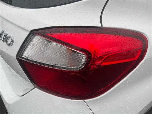 Hyundai i10 1.2 Premium Hatchback 5dr Petrol Auto Euro 6 (s/s) (84 ps)