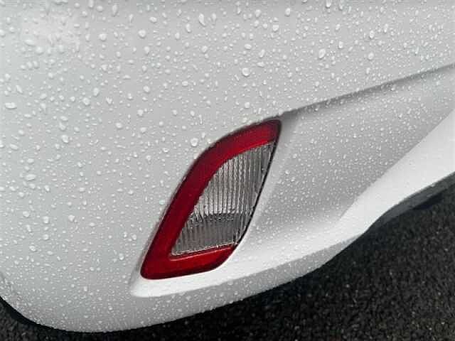 Hyundai i10 1.2 Premium Hatchback 5dr Petrol Auto Euro 6 (s/s) (84 ps)