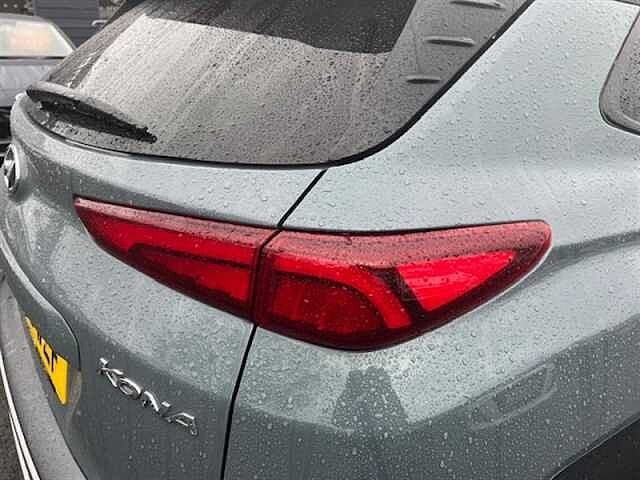 Hyundai KONA 1.0 T-GDi MHEV Premium SUV 5dr Petrol Hybrid Manual Euro 6 (s/s) (120 ps)