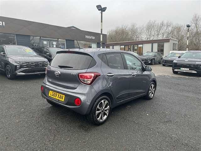 Hyundai i10 1.2 Premium SE Hatchback 5dr Petrol Auto Euro 6 (87 ps)